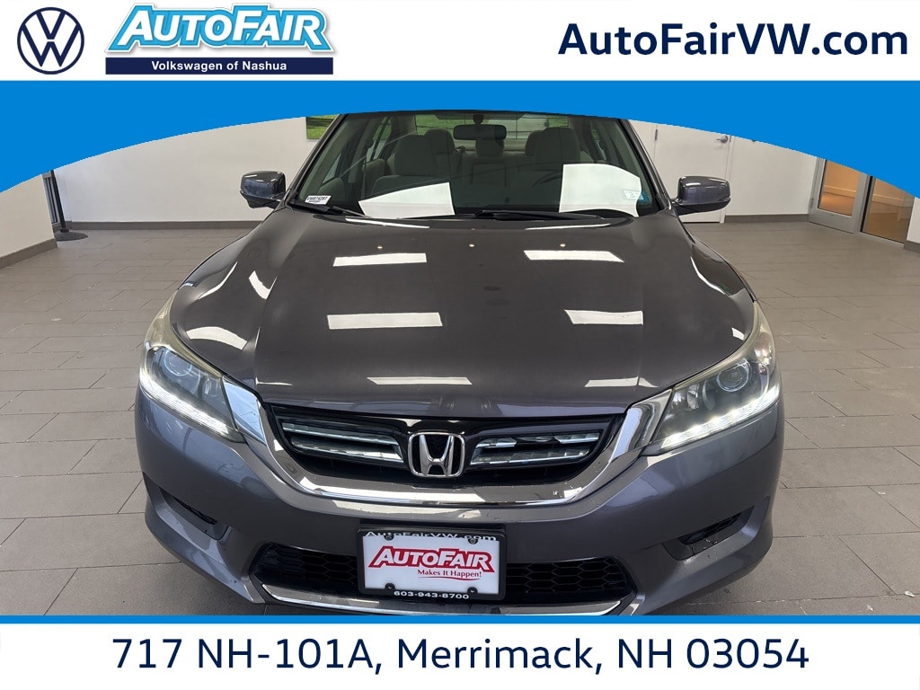 2014 Honda Accord Hybrid's photo