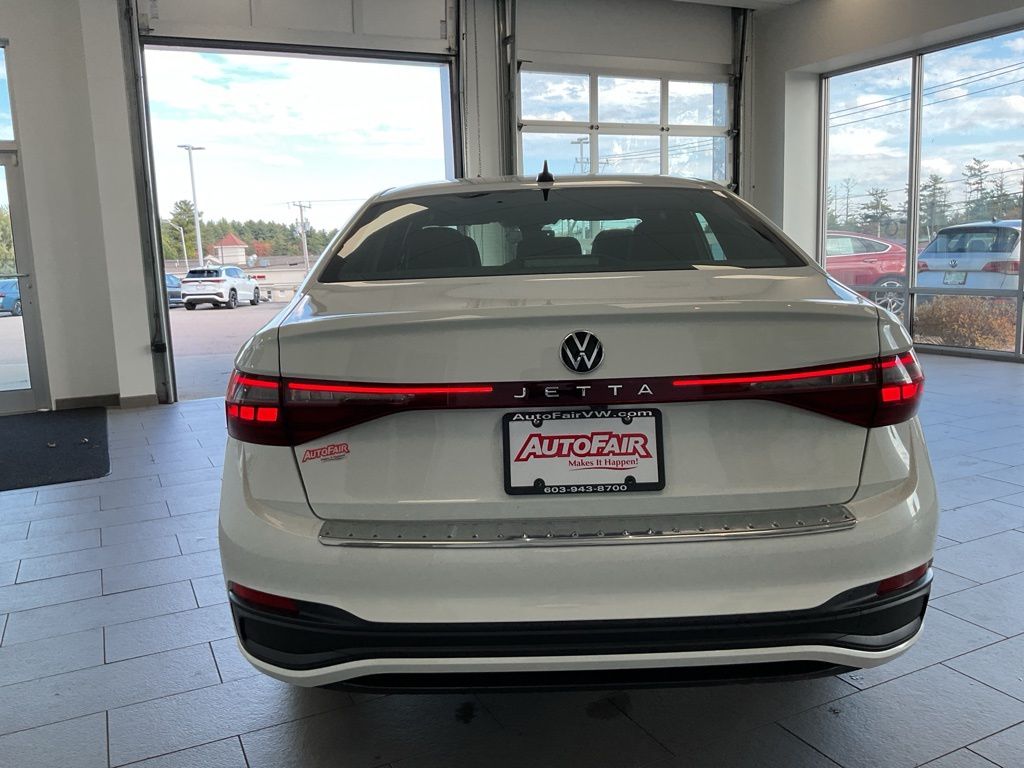 2026 Volkswagen Jetta Sport - Photo 6