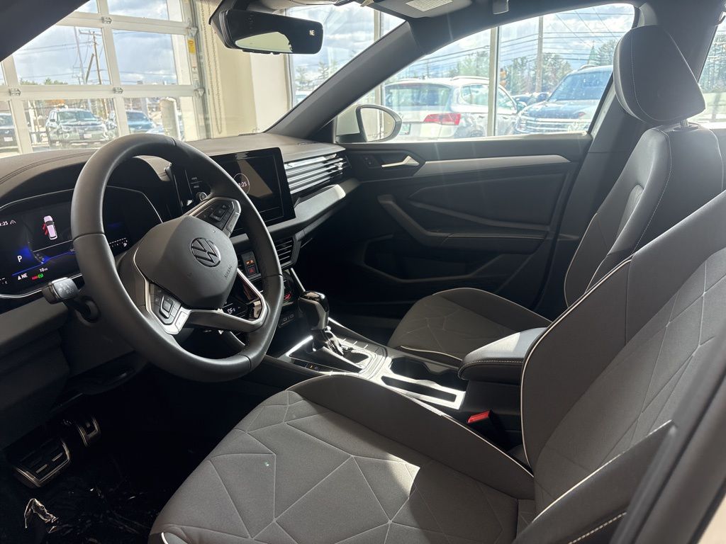 2026 Volkswagen Jetta Sport - Photo 15
