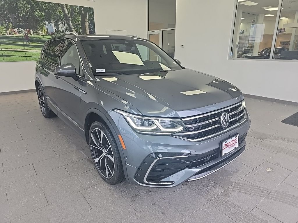 2024 Volkswagen Tiguan SEL R-LINE