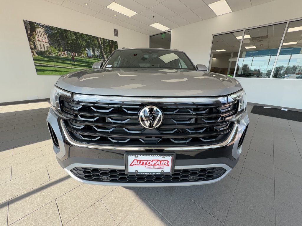 New 2026 Volkswagen Atlas Cross Sport SE w/Technology SUV