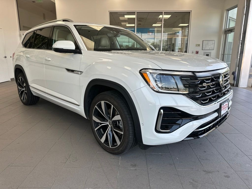 Used 2024 Volkswagen Atlas 2.0T SEL Premium R-Line SUV