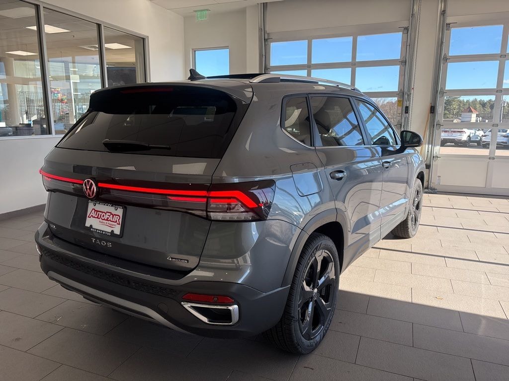 New 2026 Volkswagen Taos 1.5T SEL SUV