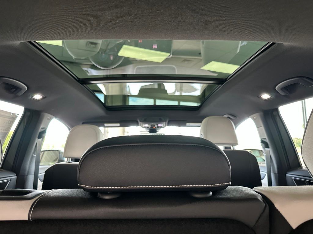 2026 Volkswagen Atlas Cross Sport SEL Premium R-LINE - Photo 16
