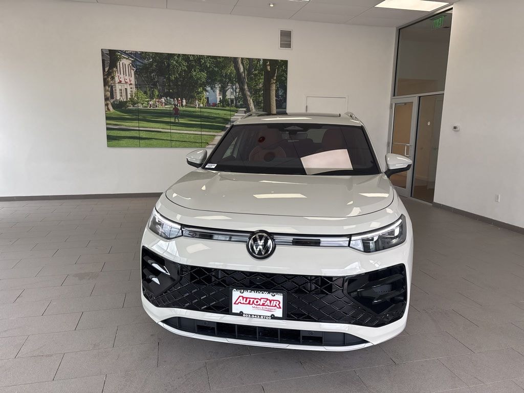 New 2026 Volkswagen Tiguan 2.0T SEL R-Line Turbo SUV