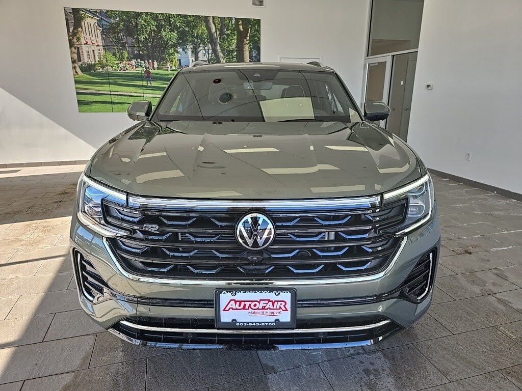New 2026 Volkswagen Atlas Cross Sport 2.0T SEL Premium R-Line SUV