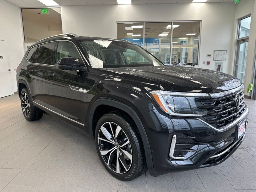 New 2026 Volkswagen Atlas 2.0T SEL Premium R-Line SUV