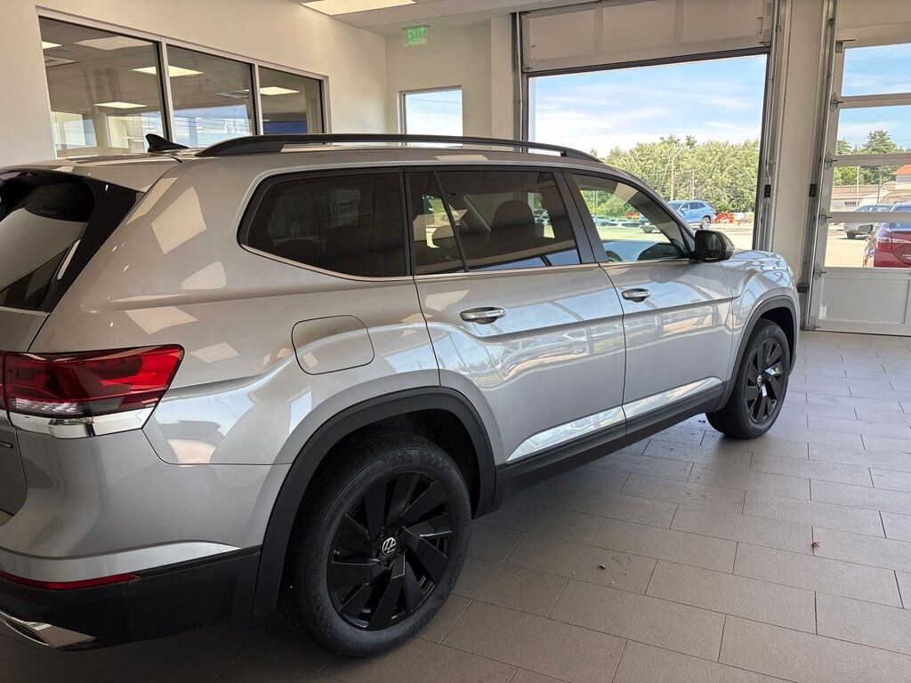 New 2026 Volkswagen Atlas 2.0T SE w/Technology SUV