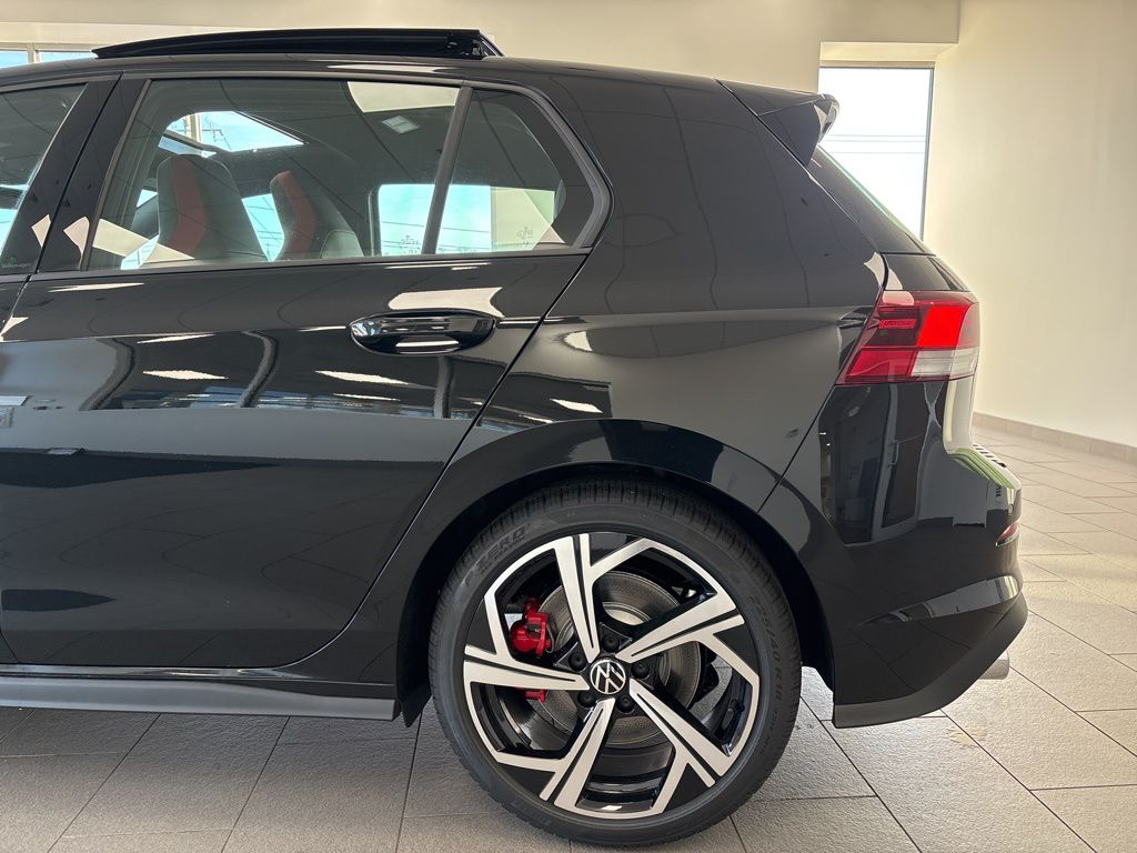 2026 Volkswagen Golf GTI SE - Photo 13