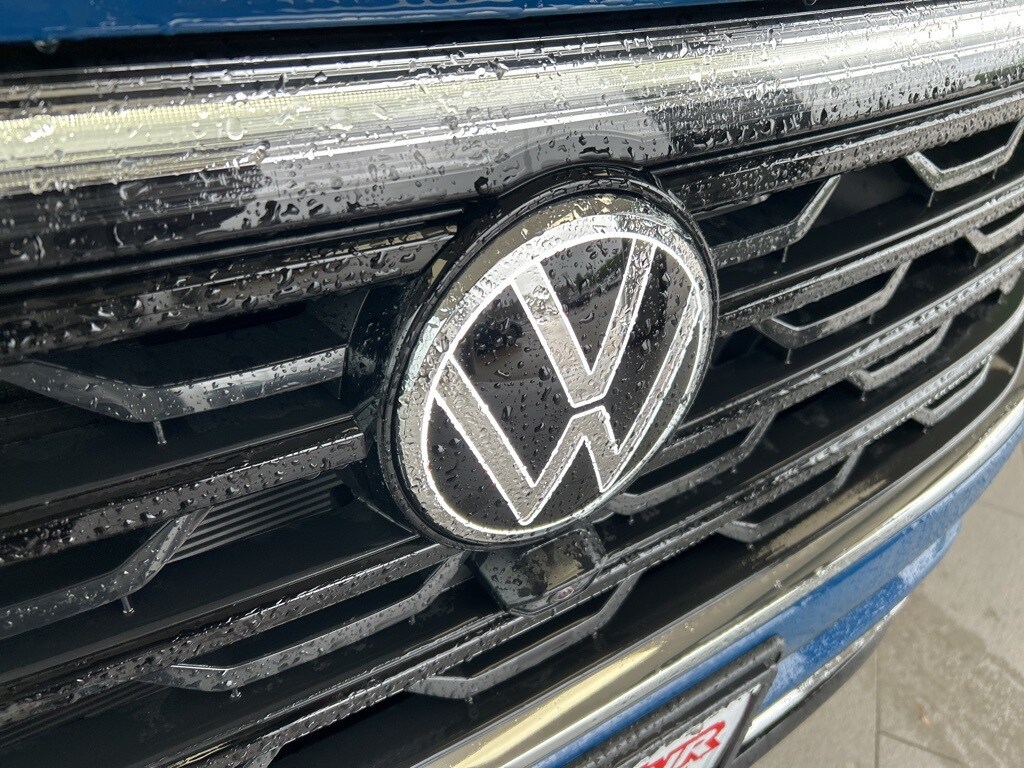 2025 Volkswagen Atlas SEL Premium R-Line photo 4