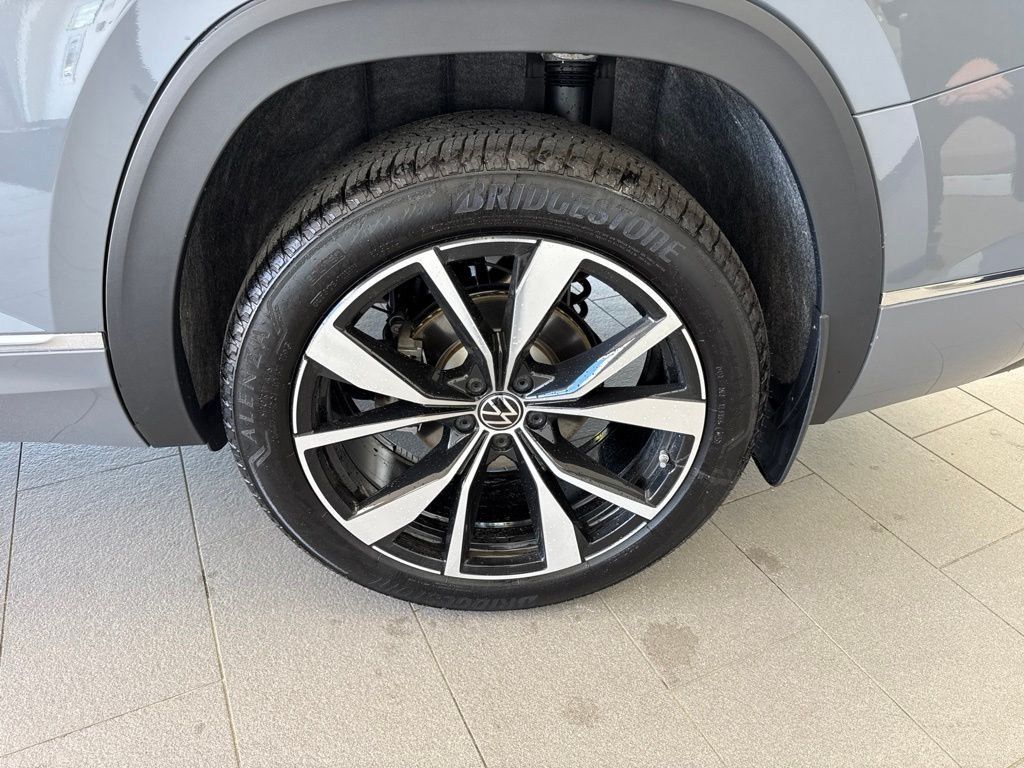 2026 Volkswagen Atlas SEL Premium R-Line - Photo 15