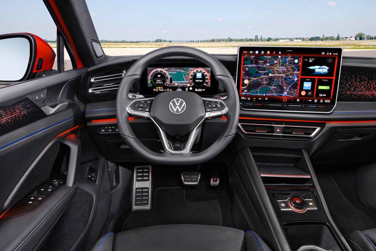  Efficient Hybrid Drives, Compact SUV, Automotive Revolution, Plug-in Hybrid Systems, Volkswagen Group, Bestselling SUV, Innovative Features, Car Enthusiast's Dream, Cutting-Edge Driving