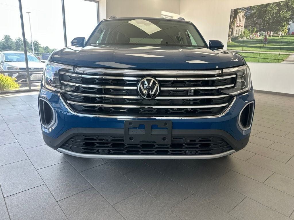 New 2026 Volkswagen Atlas SE w/Technology SUV