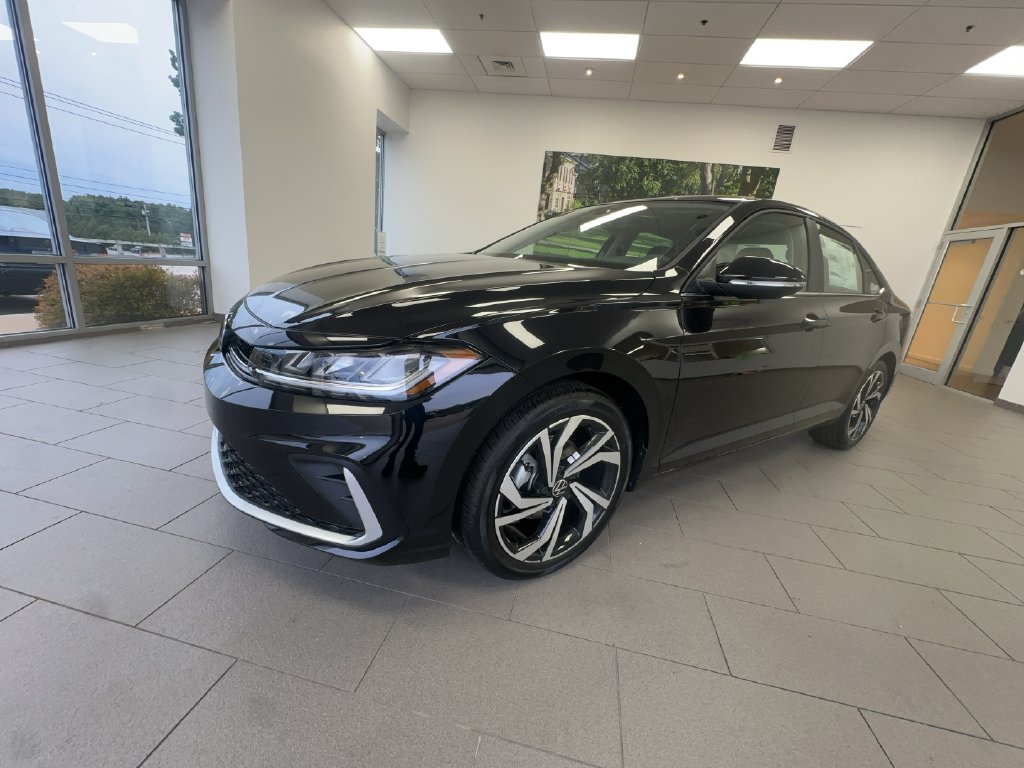 New 2027 Volkswagen Jetta 1.5T SEL Sedan