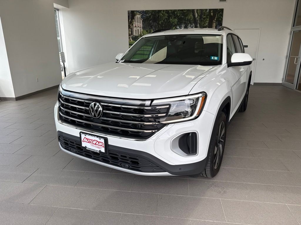 Certified 2024 Volkswagen Atlas 2.0T SE w/Technology SUV