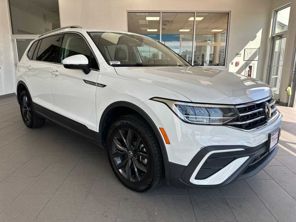 Certified 2024 Volkswagen Tiguan 2.0T SE SUV