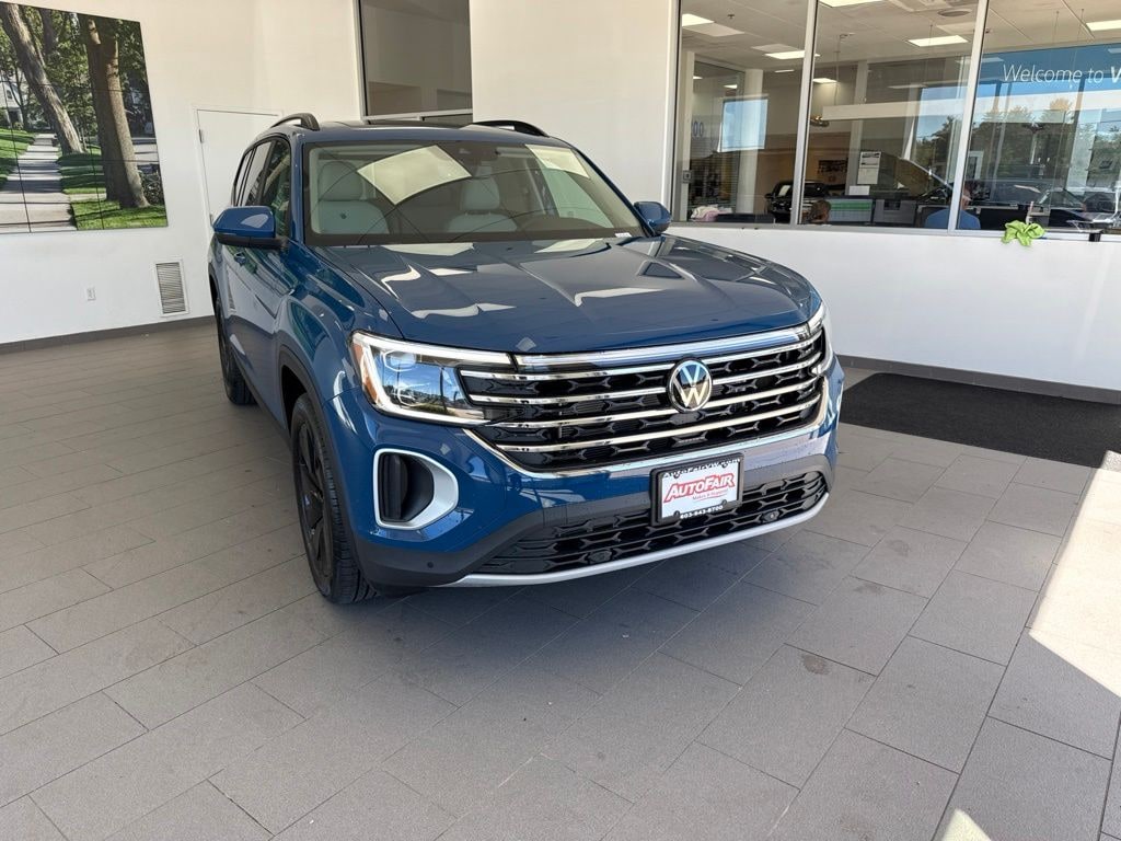 New 2026 Volkswagen Atlas 2.0T SE w/Technology SUV