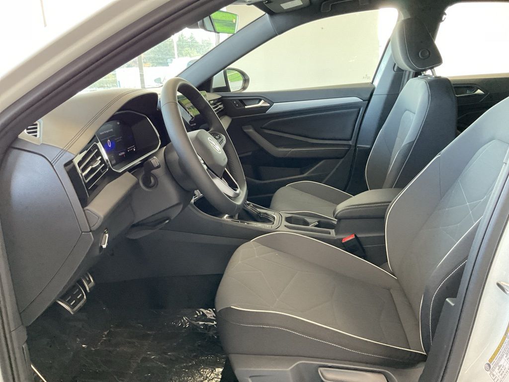 2026 Volkswagen Jetta Sport - Photo 16