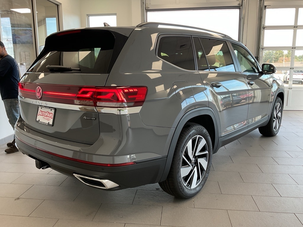 New 2026 Volkswagen Atlas 2.0T SE w/Technology SUV
