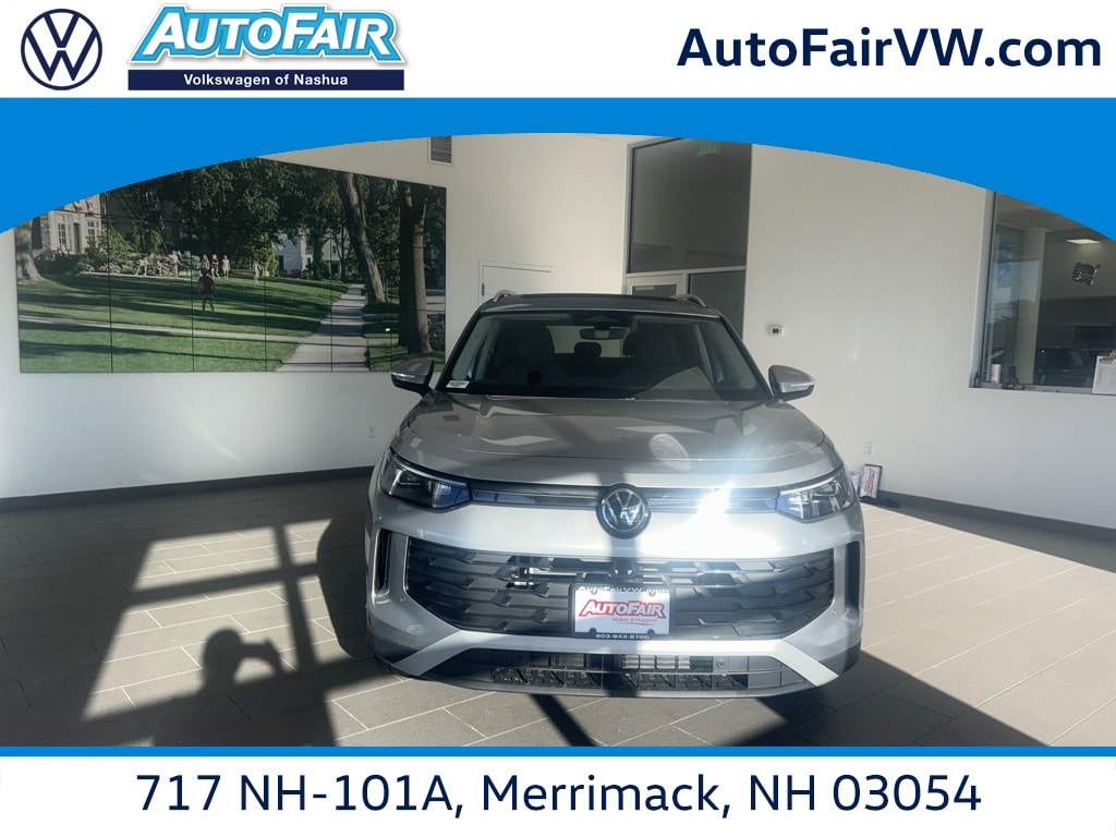 New 2025 Volkswagen Tiguan 2.0T SE SUV