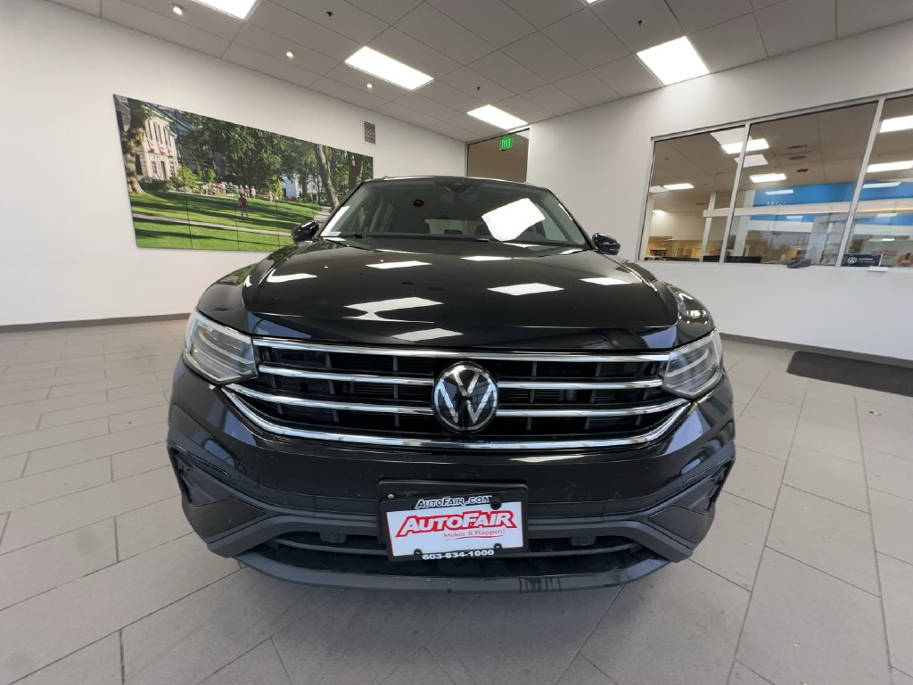 Used 2024 Volkswagen Tiguan 2.0T SE SUV