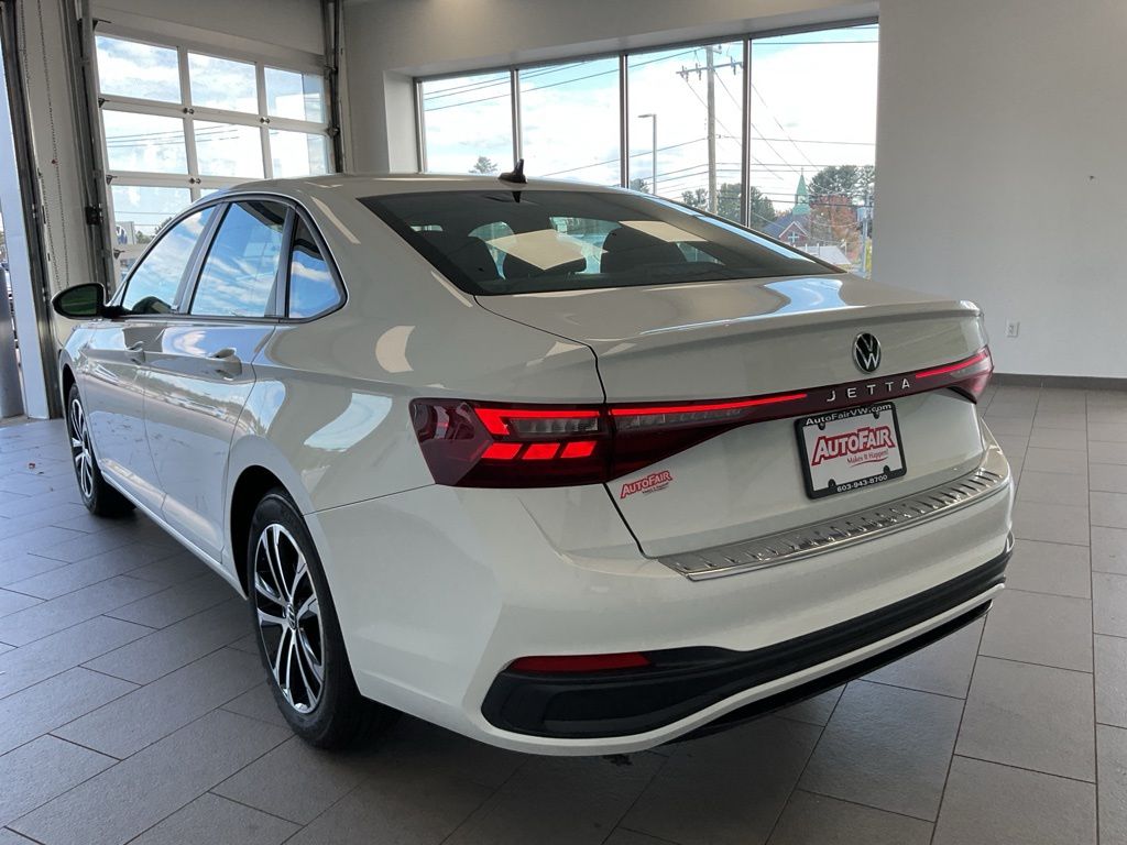 2026 Volkswagen Jetta Sport - Photo 7