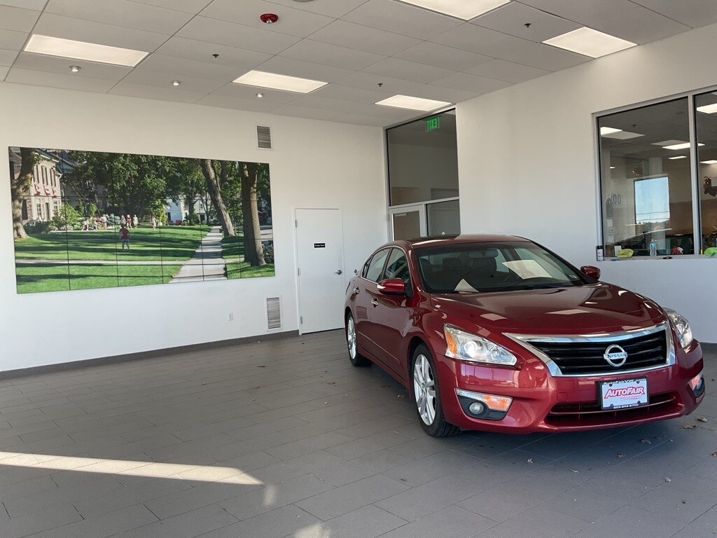 Used 2015 Nissan Altima 3.5 SL Sedan