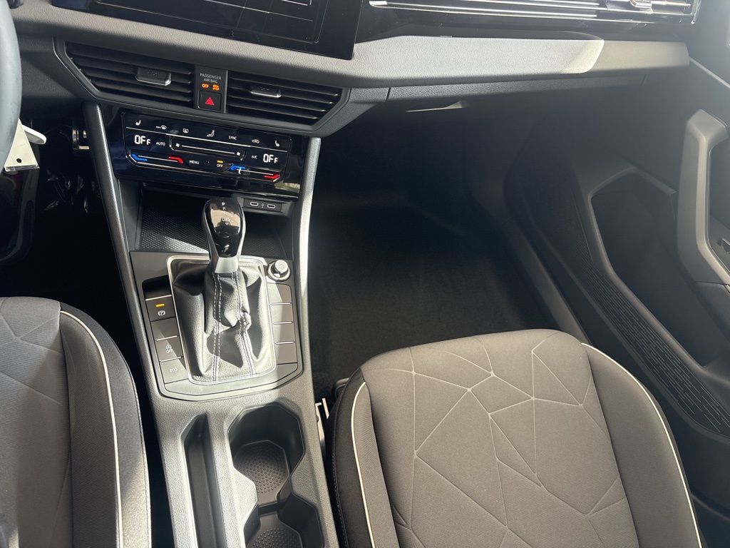 2026 Volkswagen Jetta Sport - Photo 24