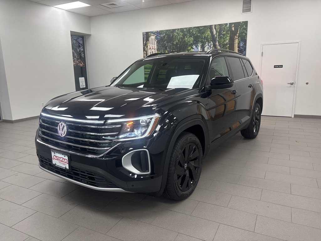 New 2026 Volkswagen Atlas 2.0T SE w/Technology SUV
