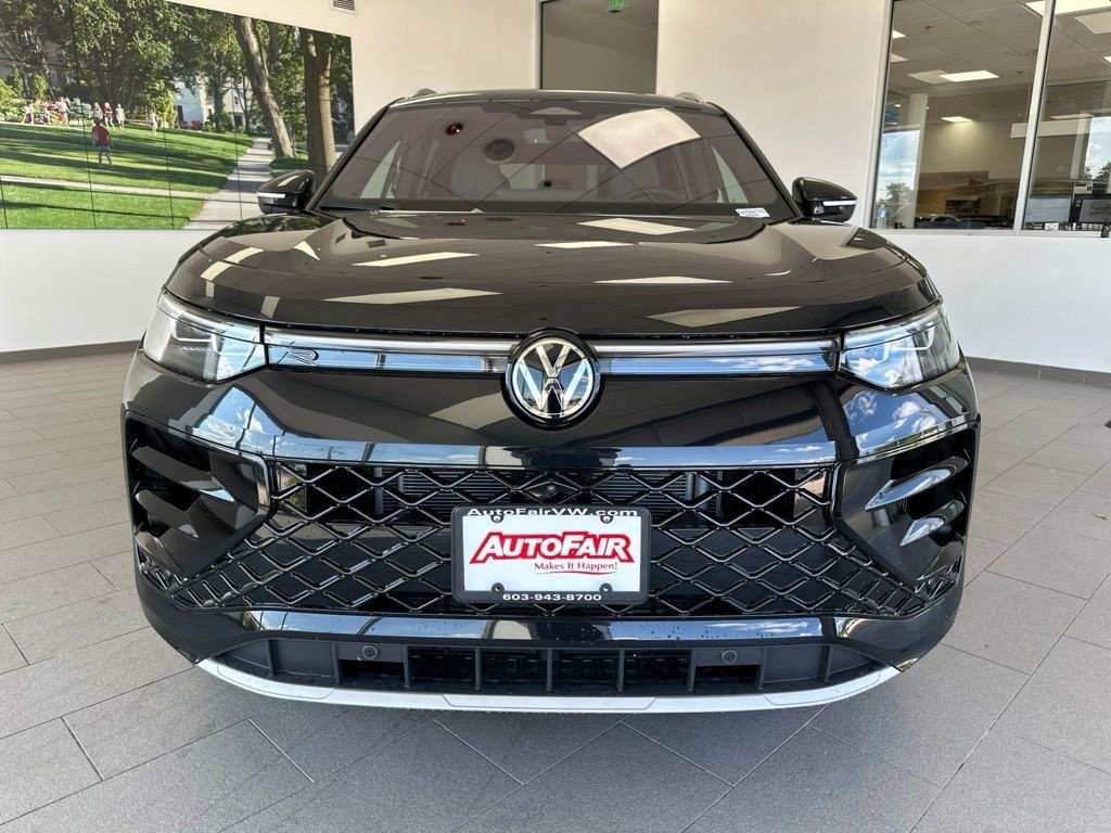 New 2026 Volkswagen Tiguan SEL R-Line Turbo SUV