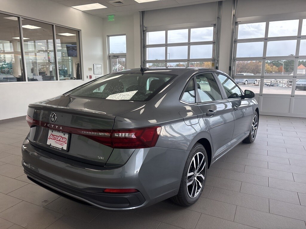 New 2026 Volkswagen Jetta 1.5T SE Sedan