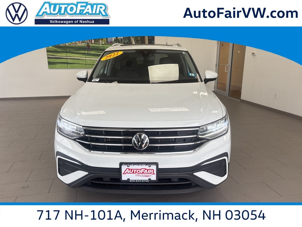 2022 Volkswagen Tiguan SE's photo