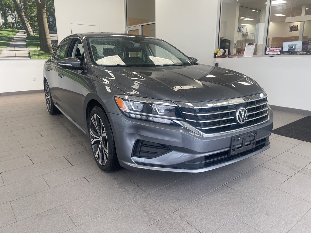 Used 2022 Volkswagen Passat SE with VIN 1VWSA7A32NC002035 for sale in Merrimack, NH