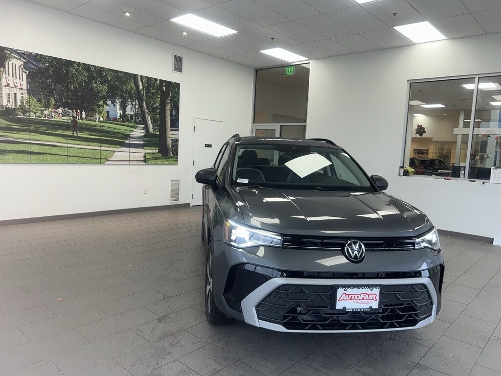 2025 Volkswagen Taos S photo 2