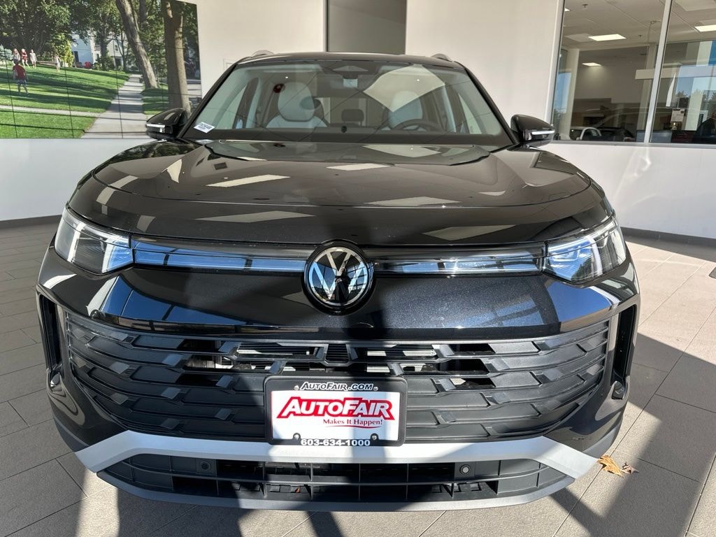 New 2026 Volkswagen Tiguan 2.0T SE SUV