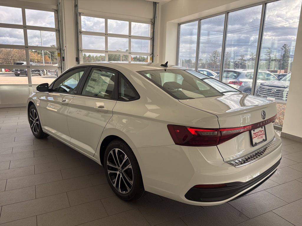 2026 Volkswagen Jetta Sport - Photo 6