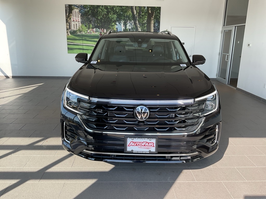 Used 2024 Volkswagen Atlas SEL Premium R-Line with VIN 1V2FR2CA0RC540622 for sale in Merrimack, NH