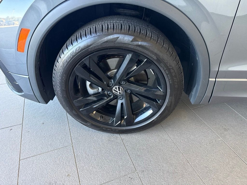 Certified 2024 Volkswagen Tiguan 2.0T SE R-Line Black SUV