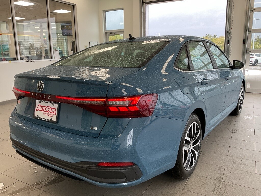 New 2026 Volkswagen Jetta 1.5T SE Sedan