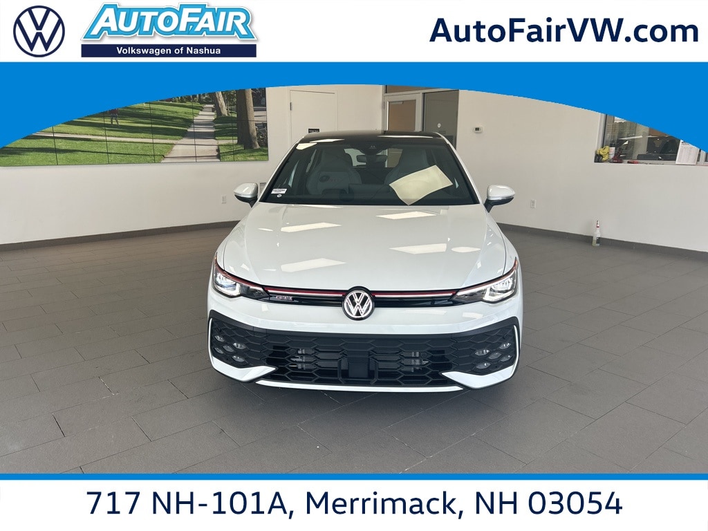 2025 Volkswagen Golf GTI SE's photo