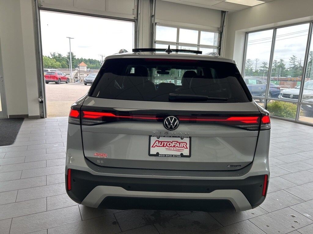 2025 Volkswagen Tiguan SE photo 3