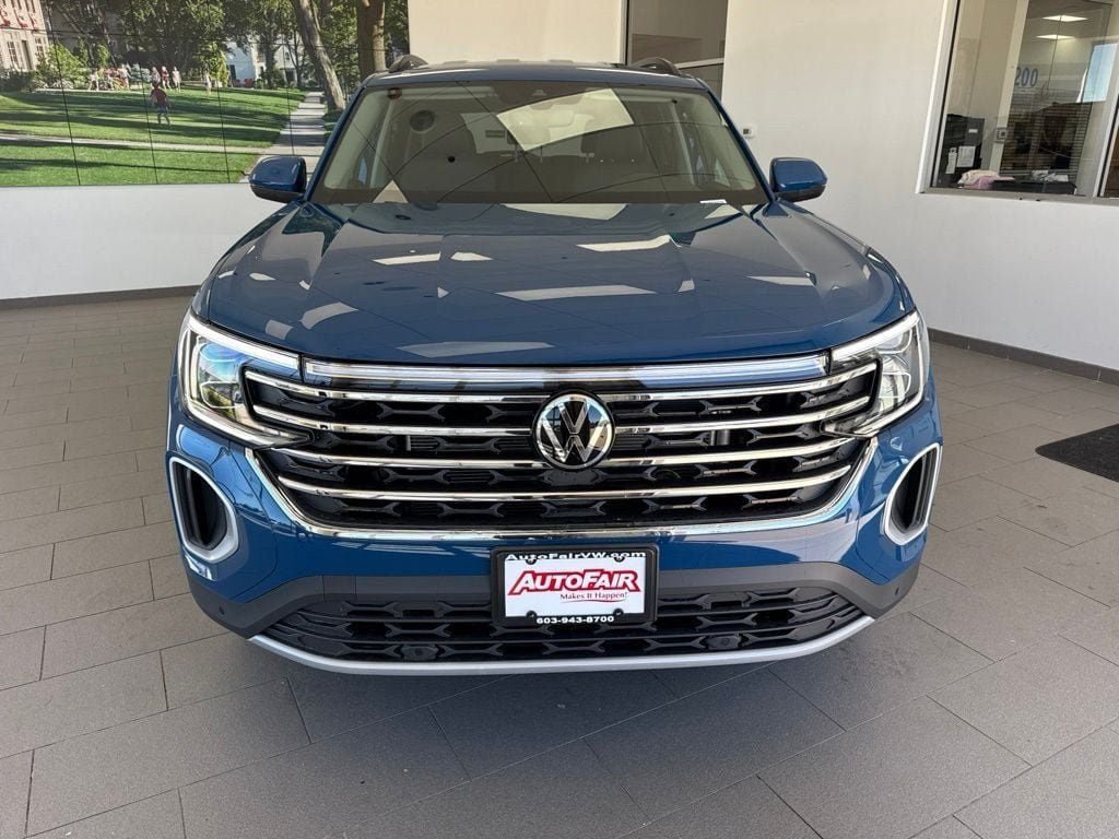 New 2026 Volkswagen Atlas SE w/Technology SUV
