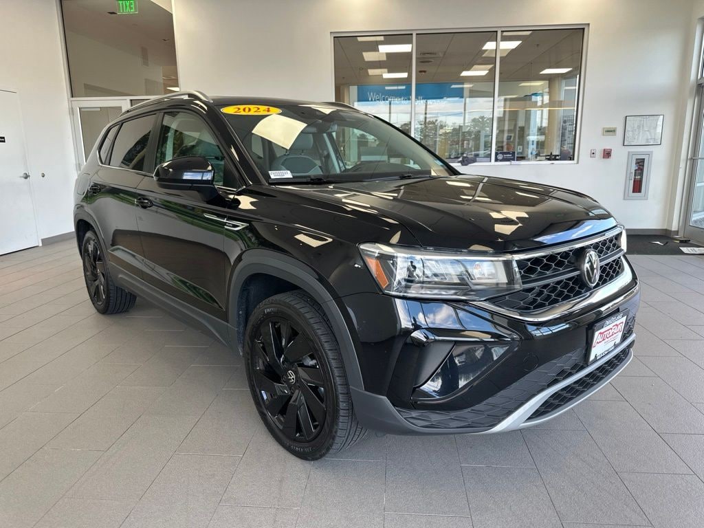 Certified 2024 Volkswagen Taos 1.5T SE SUV