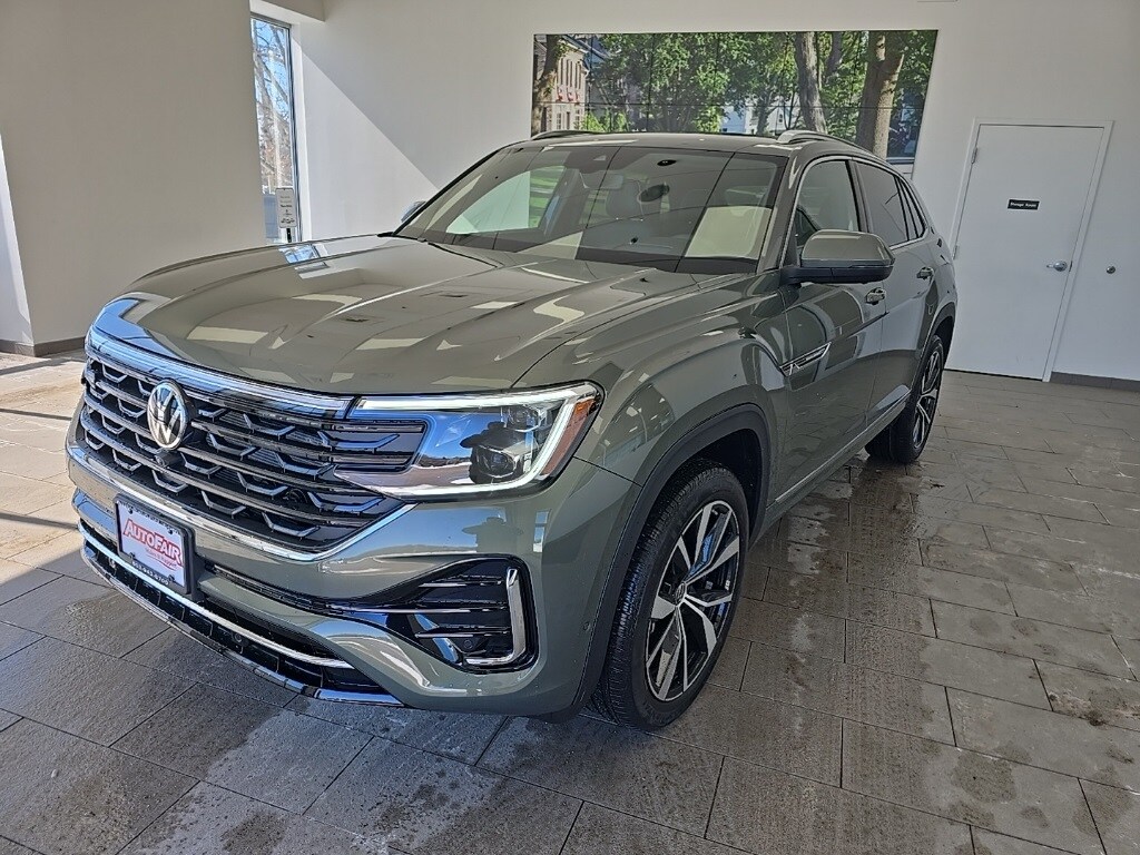 New 2026 Volkswagen Atlas Cross Sport 2.0T SEL Premium R-Line SUV