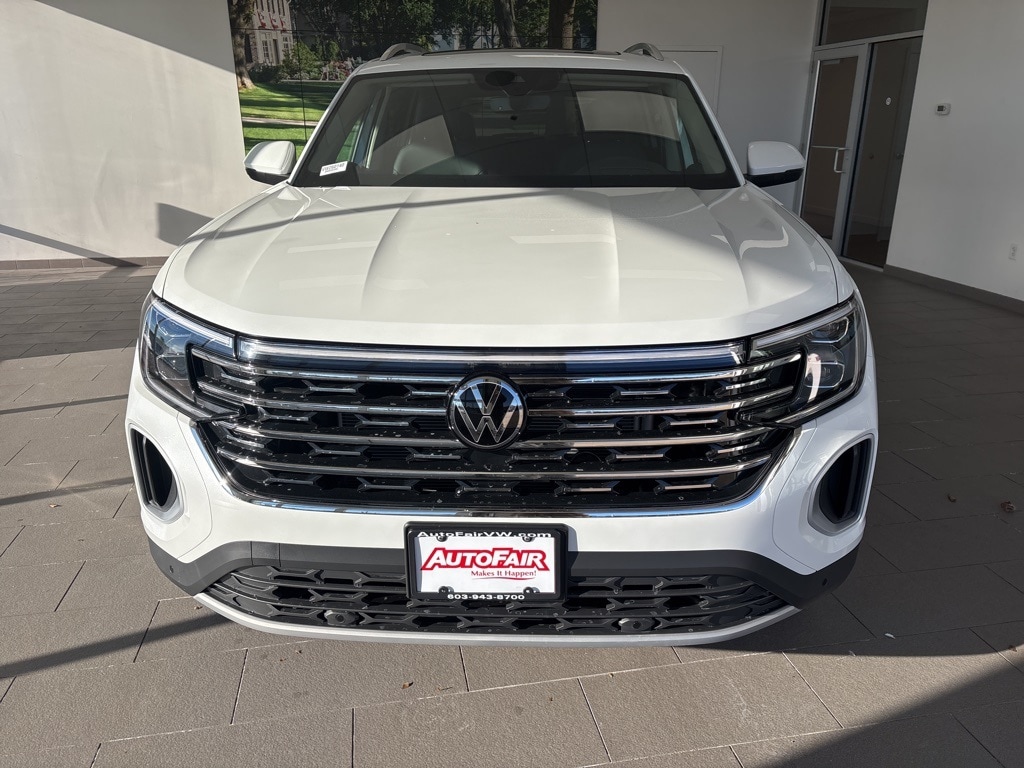 2026 Volkswagen Atlas SEL's photo