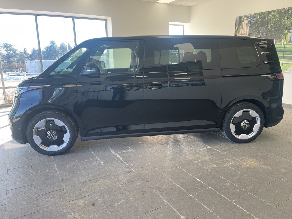 2025 Volkswagen ID. Buzz Pro S photo 2