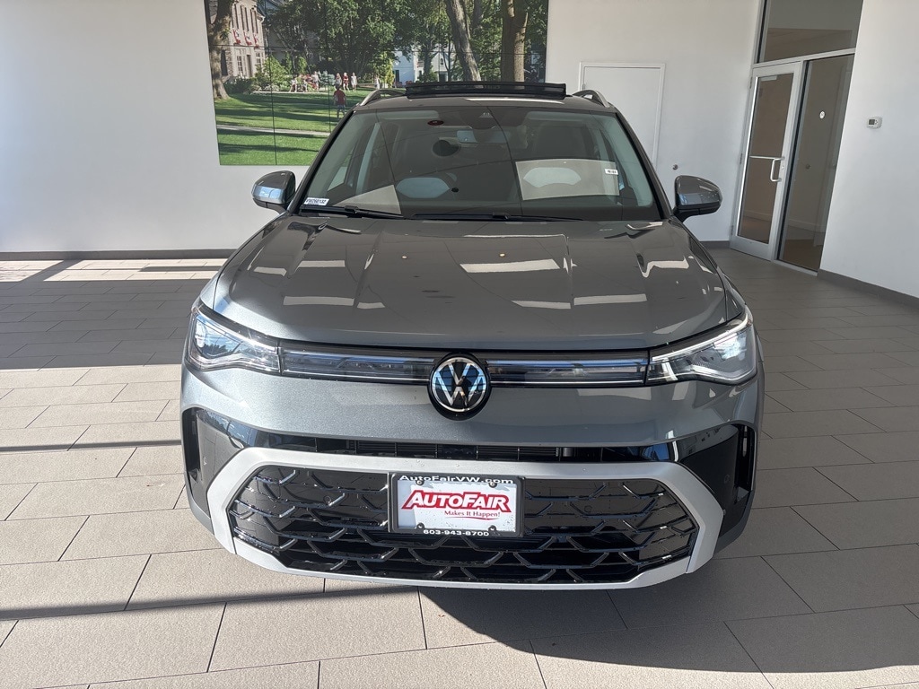 2026 Volkswagen Taos SEL's photo