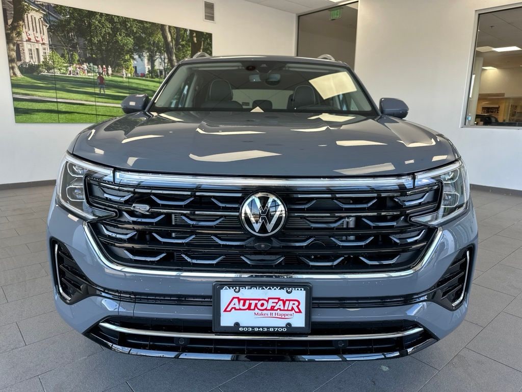 New 2026 Volkswagen Atlas 2.0T SEL Premium R-Line SUV