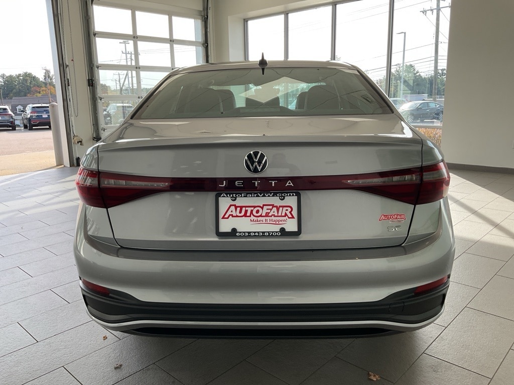 New 2026 Volkswagen Jetta 1.5T SE Sedan