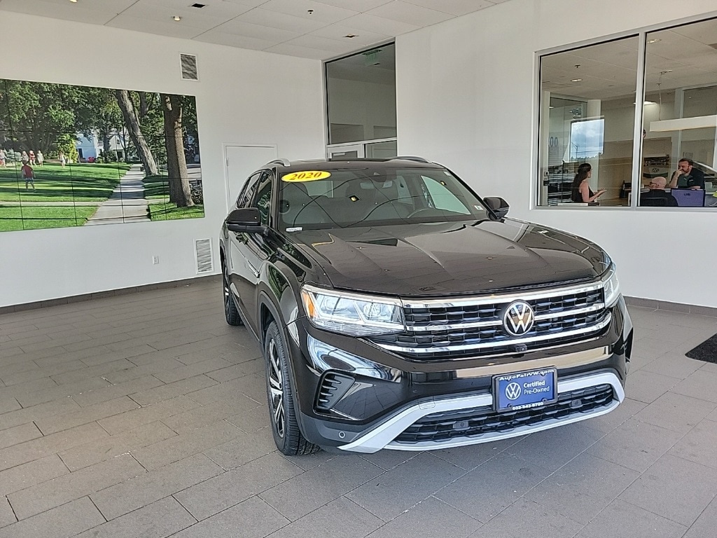 Used 2020 Volkswagen Atlas Cross Sport SEL Premium with VIN 1V2NE2CA8LC215862 for sale in Merrimack, NH